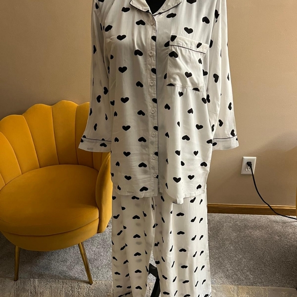 women pajamas - Picture 4 of 4